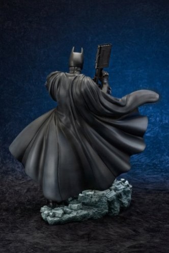 Estatua ArtFX - Batman: The Dark Knight Rises "Batman"