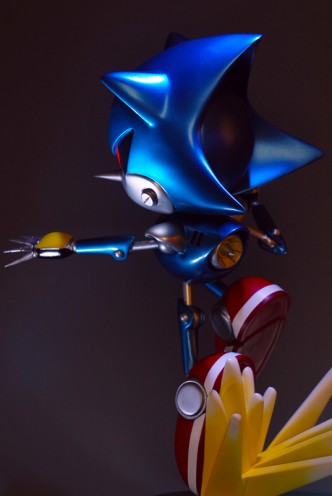 Estatua - Metal Sonic "SONIC THE HEDGEHOG" - Resina 40cm