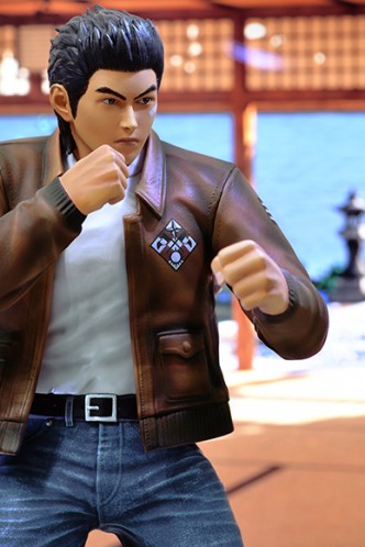 Estatua - Shenmue "Ryo Hazuki" 30,5cm.