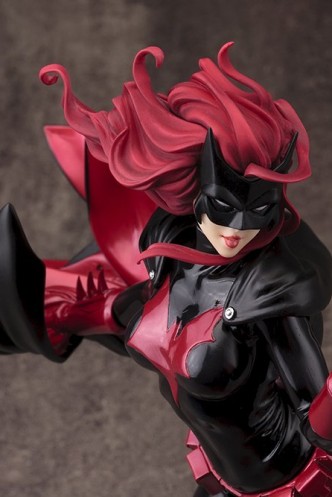 Figura - DC Comics "Batwoman" Bishoujo 25cm.