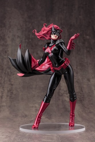 Figura - DC Comics "Batwoman" Bishoujo 25cm.