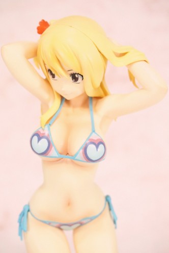 Figura - FAIRY TAIL - Lucy Heartfilia "Swimsuit" 18cm.