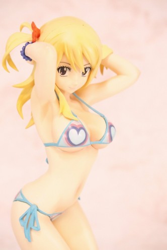 Figura - FAIRY TAIL - Lucy Heartfilia "Swimsuit" 18cm.