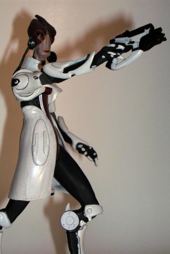 Figure - Mass Effect 3 Serie 2 "Mordin" 18cm.