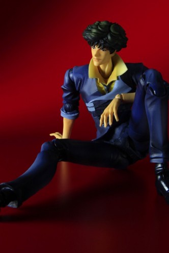 Figura Play Arts Kai - Cowboy Bebop "Spike Spiegel" 24,8cm.