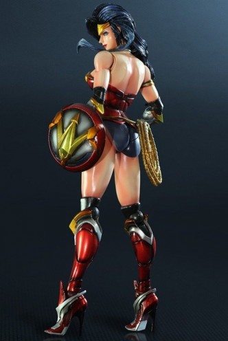 Figure - Play Arts Kai - DC COMICS "Wonder Woman" 27,5cm.