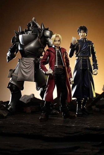 Figura Play Arts Kai - Fullmetal Alchemist "Roy Mustang"  19,7cm.