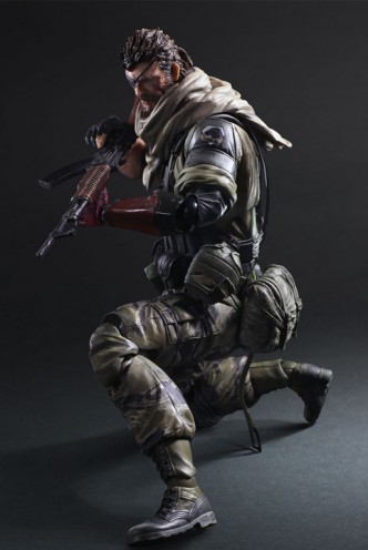 Figura Play Arts Kai - Metal Gear Solid V: The Phantom Pain "Venom Snake" 28cm.