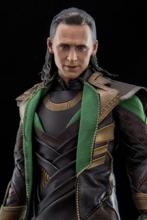 HOT TOYS - Thor: The Dark World "LOKI" V 2.0 30cm.